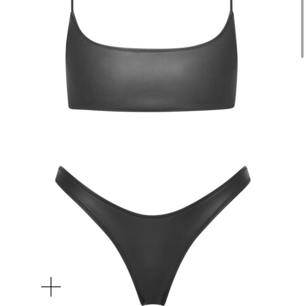 ❌SOLD❌ DO NOT BUY NWOT Triangl Teyo Bikini